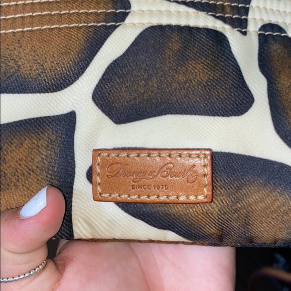 Giraffe print Dooney and Bourke satchel - Picture 5 of 6